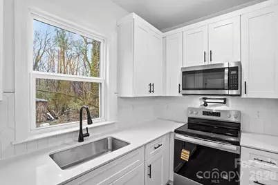 423 Queens Court, Gastonia, NC 28052 - Photo 14