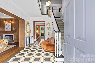 3815 Foxcroft Road, Charlotte, NC 28211 - Photo 2