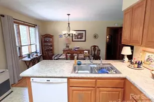 35 Azalea Dr, Spruce Pine, NC 28777 - Photo 12