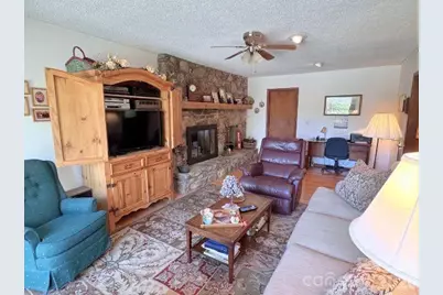 35 Azalea Drive, Spruce Pine, NC 28777 - Photo 16