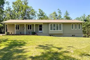 35 Azalea Dr, Spruce Pine, NC 28777 - Photo 2