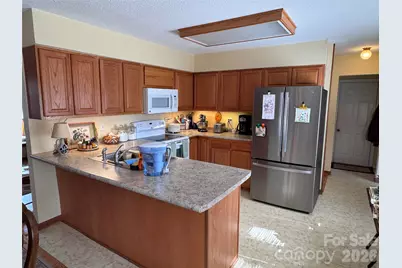 35 Azalea Drive, Spruce Pine, NC 28777 - Photo 12