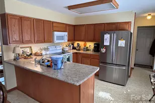 35 Azalea Dr, Spruce Pine, NC 28777 - Photo 12