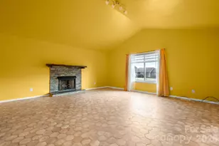 4820 Wordsworth Cir, Conover, NC 28613 - Photo 8