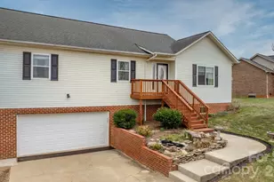 4820 Wordsworth Cir, Conover, NC 28613 - Photo 2