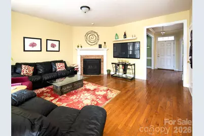 106 Mountain Drive, Candler, NC 28715 - Photo 4