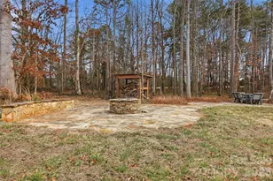2255 Mt Olive Church Rd, Newton, NC 28658 - Photo 4