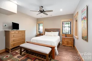 55 Laurel Rdg, Marshall, NC 28753 - Photo 18