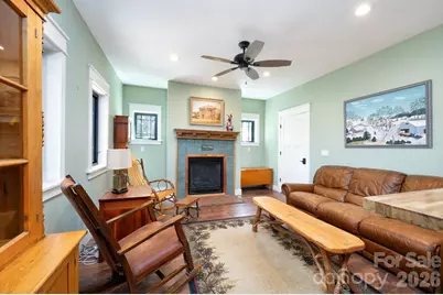 55 Laurel Ridge, Marshall, NC 28753 - Photo 4