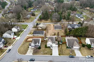 1420 Commonwealth Ave, Statesville, NC 28677 - Photo 4