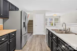 1420 Commonwealth Ave, Statesville, NC 28677 - Photo 16