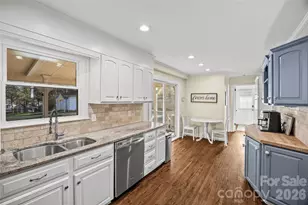 1217 Old Farm Rd, Charlotte, NC 28226 - Photo 10