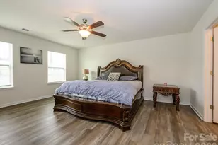 2343 Mdw Strm Dr, Sherrills Ford, NC 28673 - Photo 14