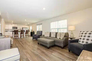 2343 Mdw Strm Dr, Sherrills Ford, NC 28673 - Photo 10