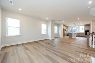 8022 Cedarsmith Ct, Charlotte, NC 28217 - Photo 12