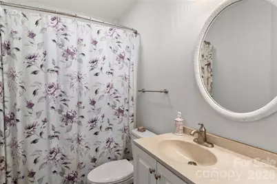 201 W Bank Street, Winston Salem, NC 27101 - Photo 20