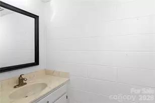 201 W Bank St, Winston Salem, NC 27101 - Photo 28