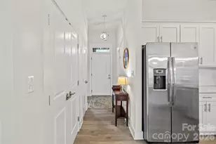 935 McAlway Rd, Charlotte, NC 28211 - Photo 6