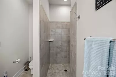 935 McAlway Road #102, Charlotte, NC 28211 - Photo 32