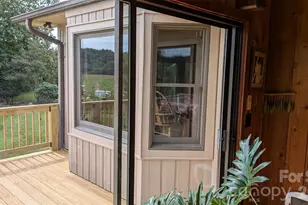 18 Amber Dr, Horse Shoe, NC 28742 - Photo 18