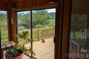 18 Amber Dr, Horse Shoe, NC 28742 - Photo 20