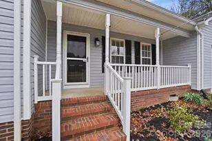 4584 Cherokee Dr, Maiden, NC 28650 - Photo 4