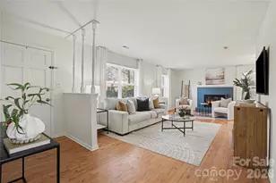 8205 Meadowind Cir, Charlotte, NC 28226 - Photo 4