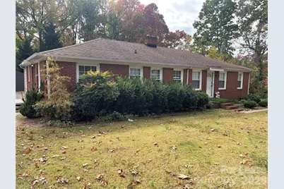 5735 Oak Drive, Charlotte, NC 28216 - Photo 2