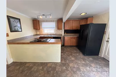 5735 Oak Drive, Charlotte, NC 28216 - Photo 6