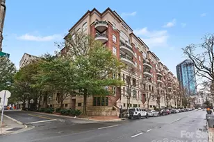 400 N Church St, Charlotte, NC 28202 - Photo 2