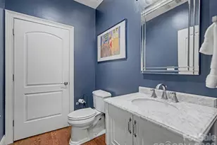 400 N Church St, Charlotte, NC 28202 - Photo 14