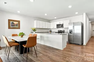 2560 Celestial Dr, Newton, NC 28658 - Photo 14