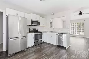 10359 Gold Pan Rd, Charlotte, NC 28215 - Photo 10