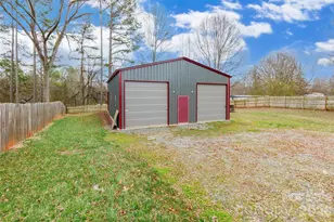 670 Lippard Farm Rd, Statesville, NC 28625 - Photo 4
