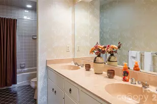 12 Stuyvesant Crescent, Asheville, NC 28803 - Photo 32