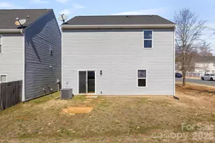 8203 Paw Valley Ln, Charlotte, NC 28214 - Photo 24