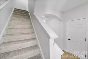 8203 Paw Valley Ln, Charlotte, NC 28214 - Photo 12