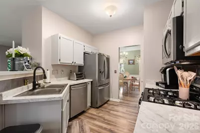 112 Pebble Creek Crossing, Fort Mill, SC 29715 - Photo 6