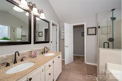 112 Pebble Creek Crossing, Fort Mill, SC 29715 - Photo 12