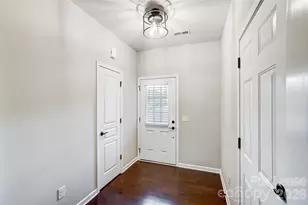 4246 Park South Station Blvd, Charlotte, NC 28210 - Photo 32