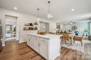 4146 Vis Pne Dr, Charlotte, NC 28215 - Photo 12