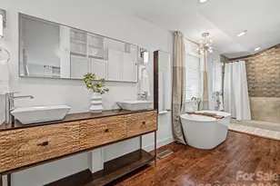 1733 Piccadilly Dr, Charlotte, NC 28211 - Photo 14