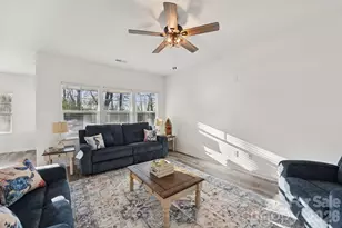 3567 Farmfield Dr, Claremont, NC 28610 - Photo 6