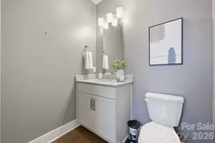 1421 Lyon Ct, Charlotte, NC 28205 - Photo 16