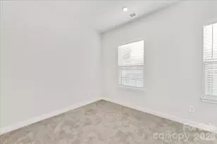 425 Tristram Ln, Charlotte, NC 28205 - Photo 42