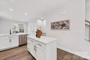 425 Tristram Ln, Charlotte, NC 28205 - Photo 24