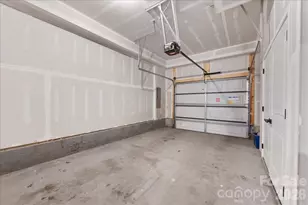 425 Tristram Ln, Charlotte, NC 28205 - Photo 48