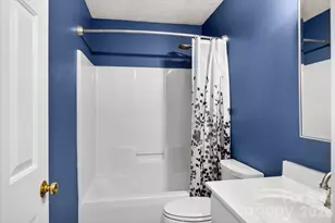 6107 Colchester Ln, Matthews, NC 28104 - Photo 20