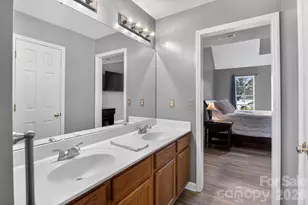 6107 Colchester Ln, Matthews, NC 28104 - Photo 14