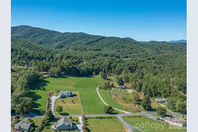 1050 Dale Road, Spruce Pine, NC 28777 - Photo 2